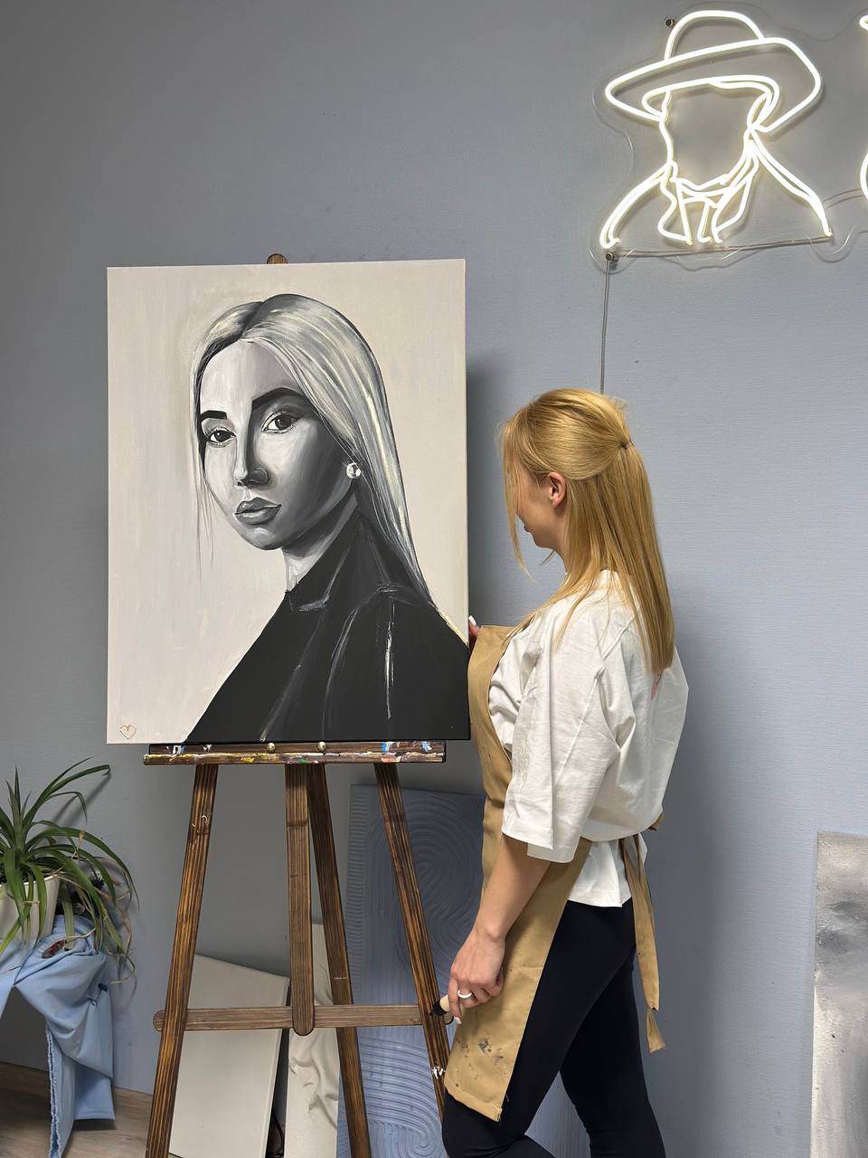 Чорно-білий портрет олійними фарбами